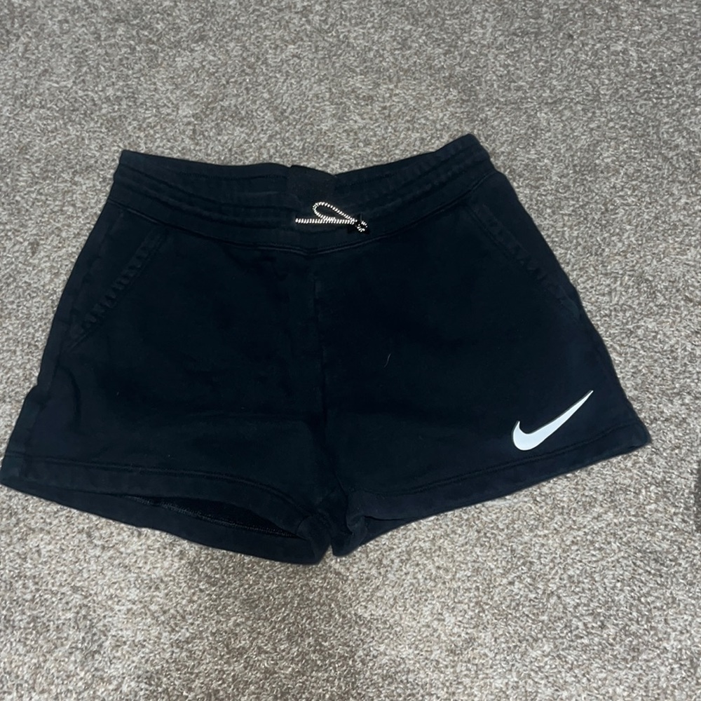 Black Nike women’s cloth drawstring shorts